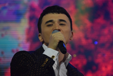 Улуғбек Раҳматуллаевнинг “Ёшлик қайтмайди” концерт дастуридан