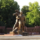 Обновленная площадь у монумента «Мужество»